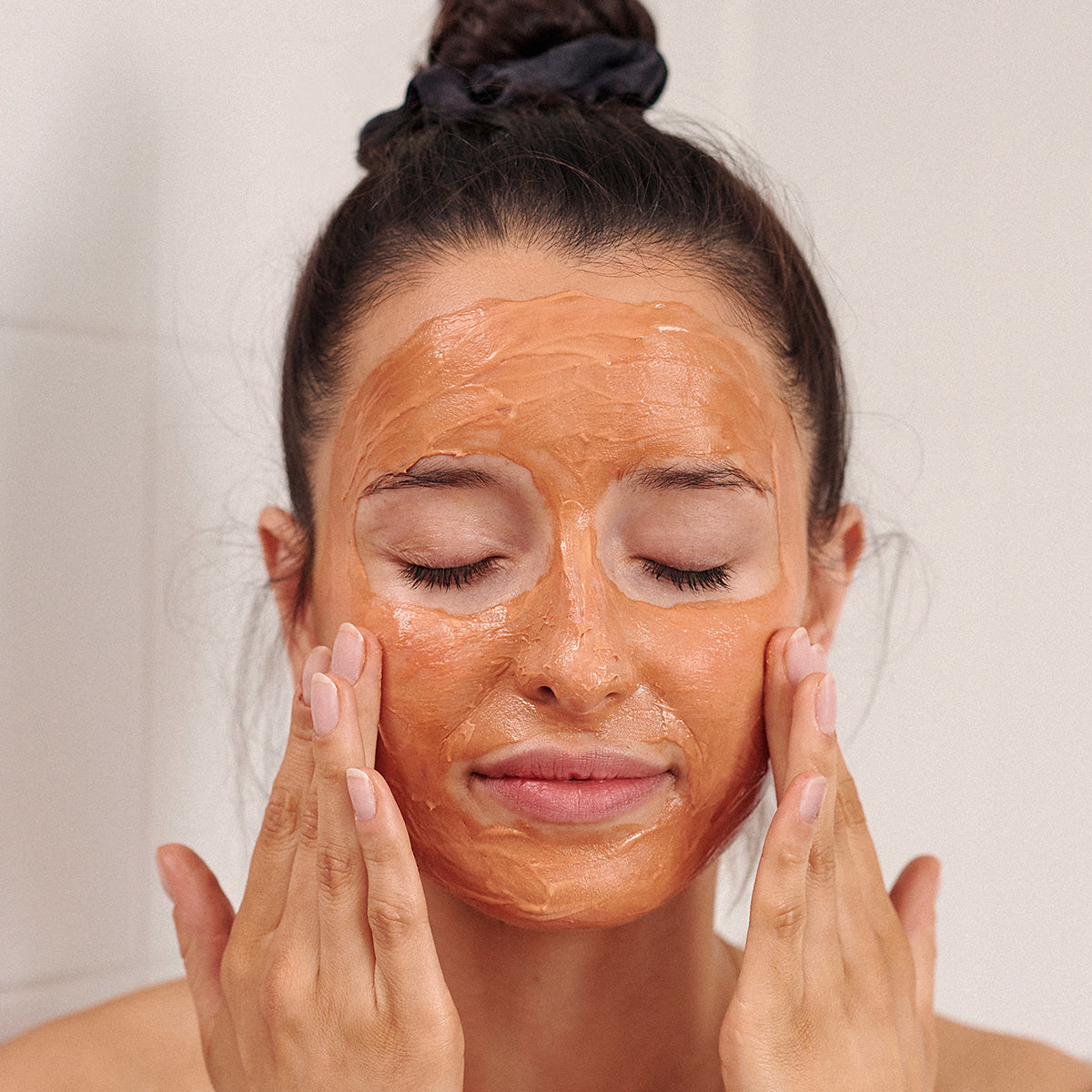 Tonerde Maske