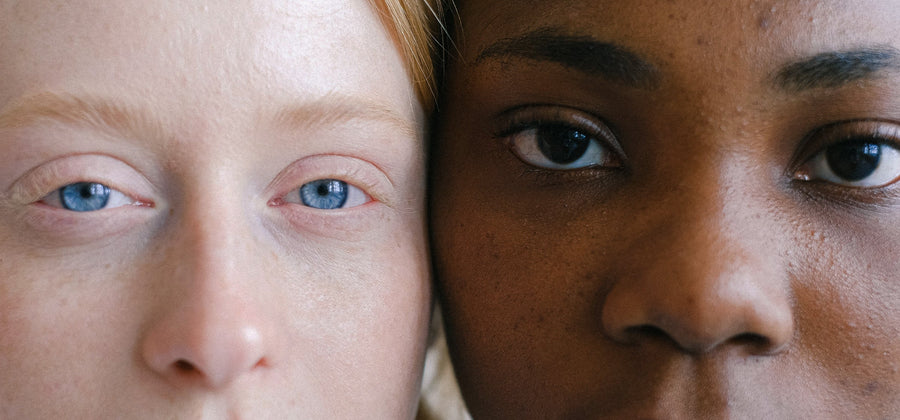 Zwei Frauen mit Fokus auf die Augen