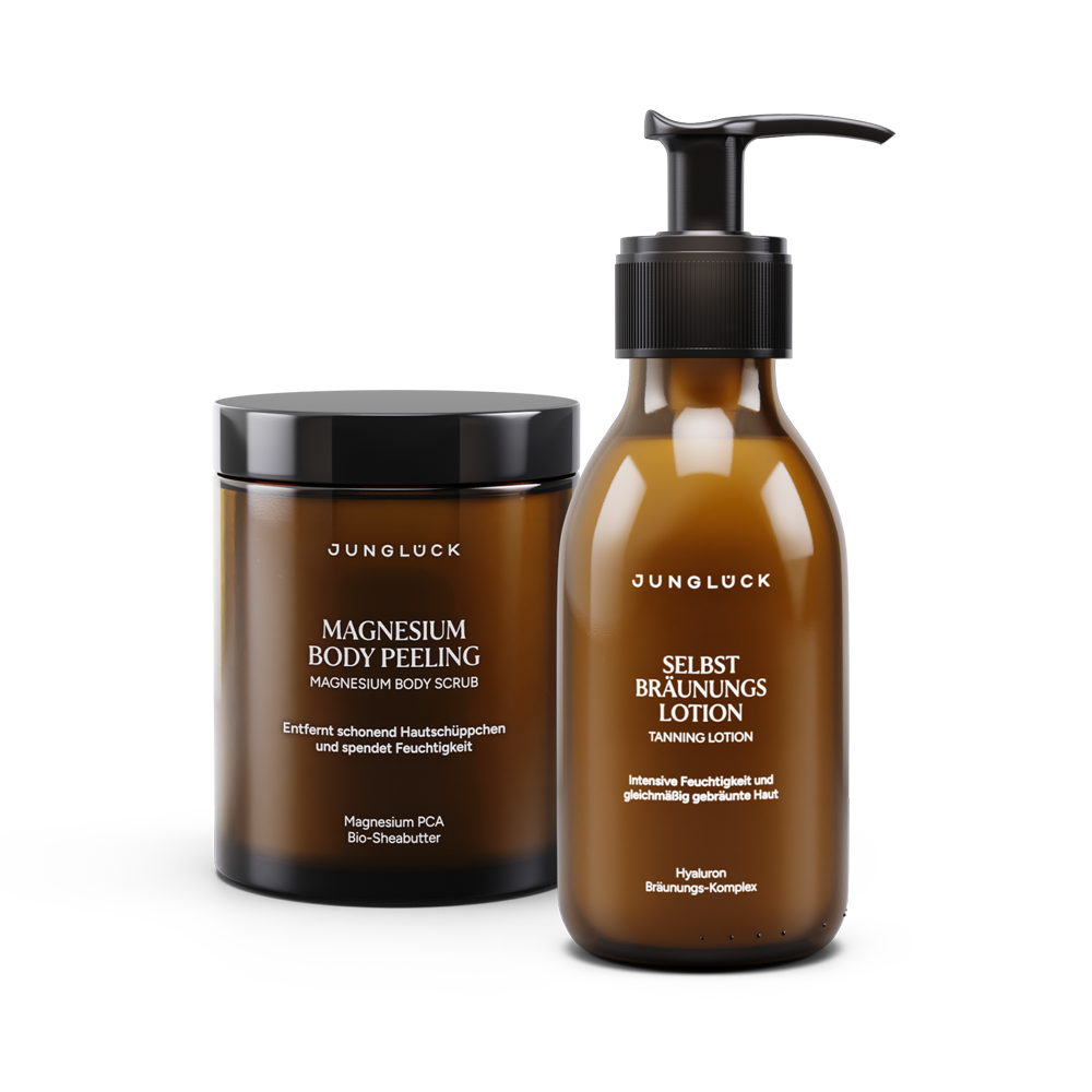 Set mit Magnesium Body Peeling in einem Glasbehälter und Selbstbräunungs-Lotion in einer braunen Flasche.